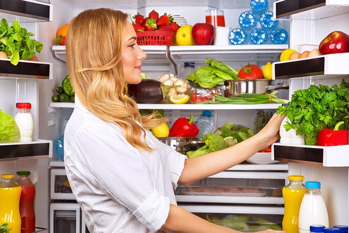 How to Clean and Arrange Your Refrigerator for Safety and Efficiency