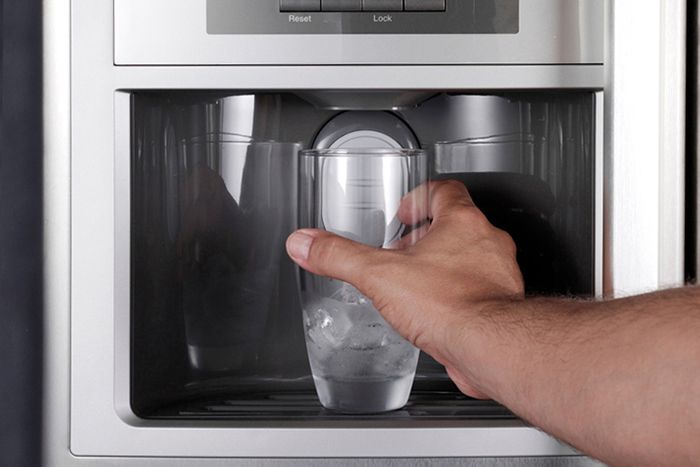 How Often Should You Change the Water Filter in Your Refrigerator
